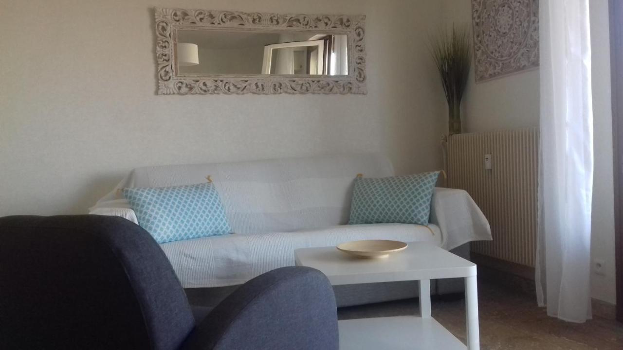 Residence L'Emilia Ιέρ Εξωτερικό φωτογραφία