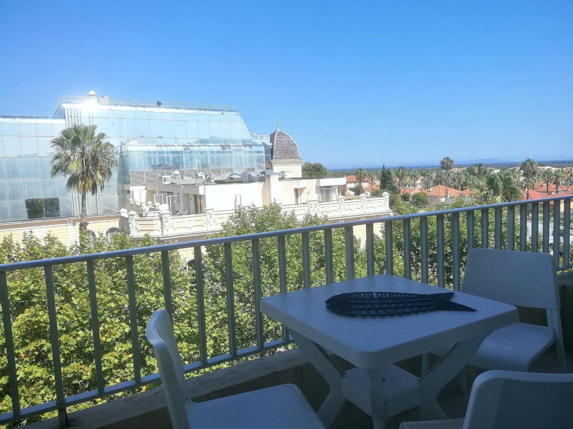Residence L'Emilia Ιέρ Εξωτερικό φωτογραφία
