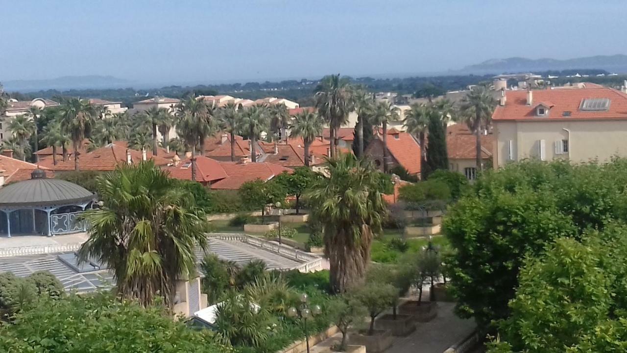 Residence L'Emilia Ιέρ Εξωτερικό φωτογραφία